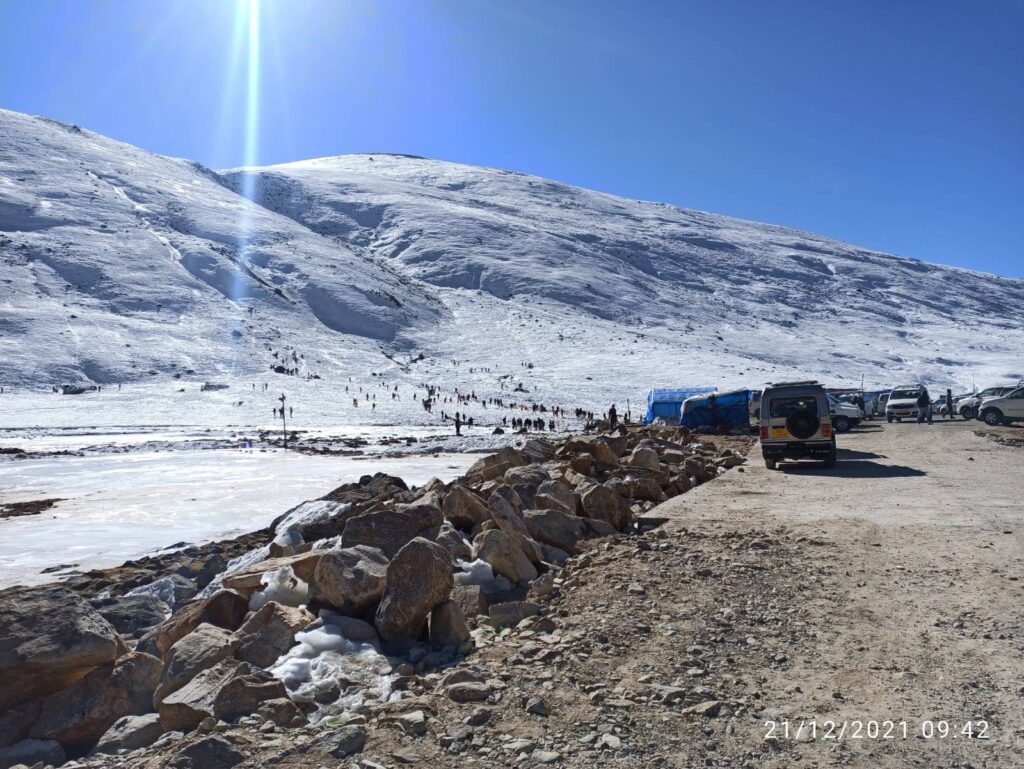 Explore 5 Mystical Beauties of Gurudongmar Lake in Sikkim